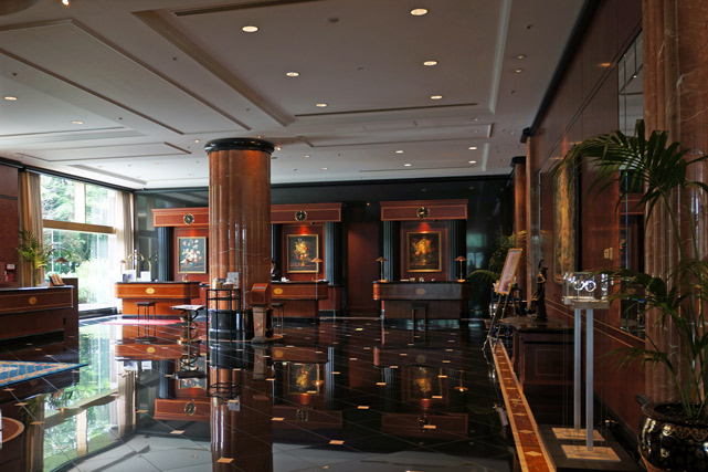 Westin東京 ウェスティン東京クラシックスタイル フロアスタンドランプ Westin東京 ウェスティン東京クラシックスタイル フロアスタンドランプ